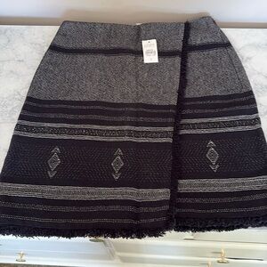 Ann Taylor Loft navy faux wrap skirt NWT size 2